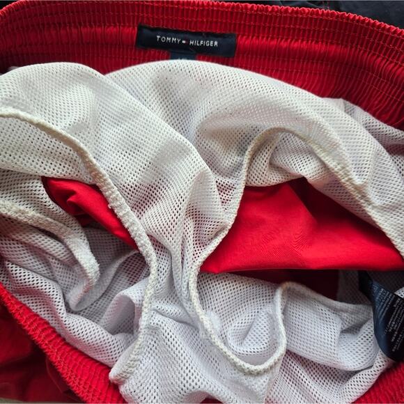 F Tommy Hilfiger Red Navy Colorblock Swim Trunks Shorts Mens Size L Preppy - Picture 9 of 10